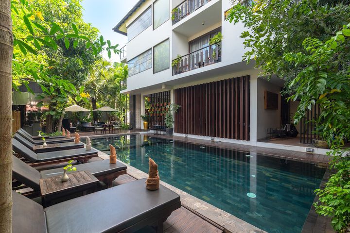 Pool 49 of 63
