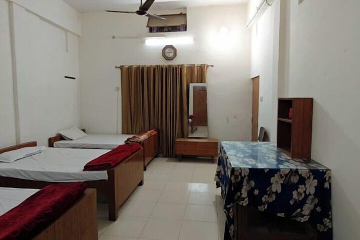 Room 27 of 54