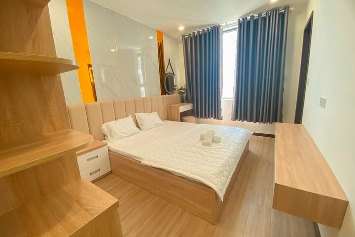Room 4 of 44