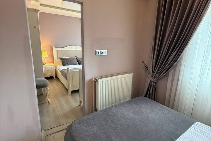 Room 66 of 110