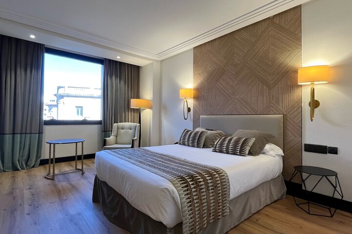 Room 45 of 138