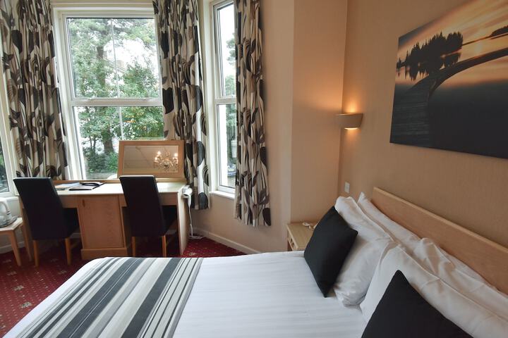 Room 21 of 50
