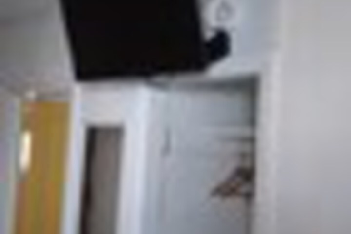 Room 71 of 204