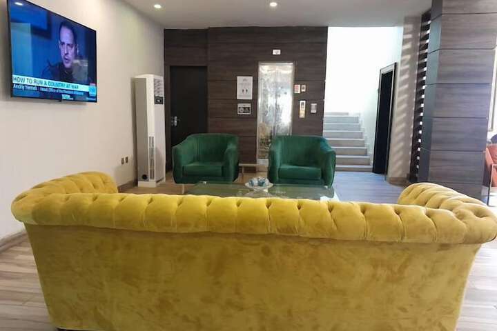 HOUSE 516 HOTEL