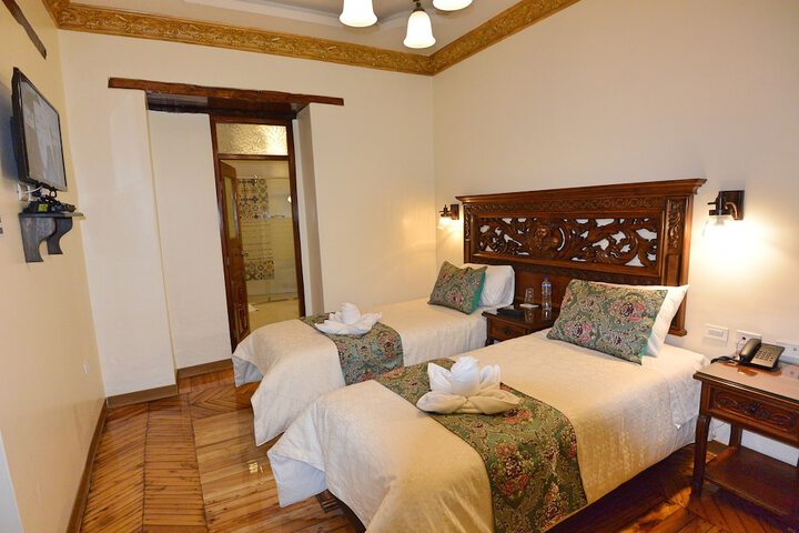 Room 30 of 82