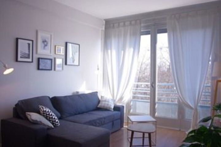 Lounge 18 of 26