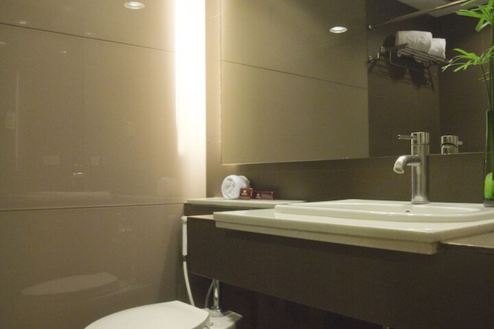 Room 36 of 44
