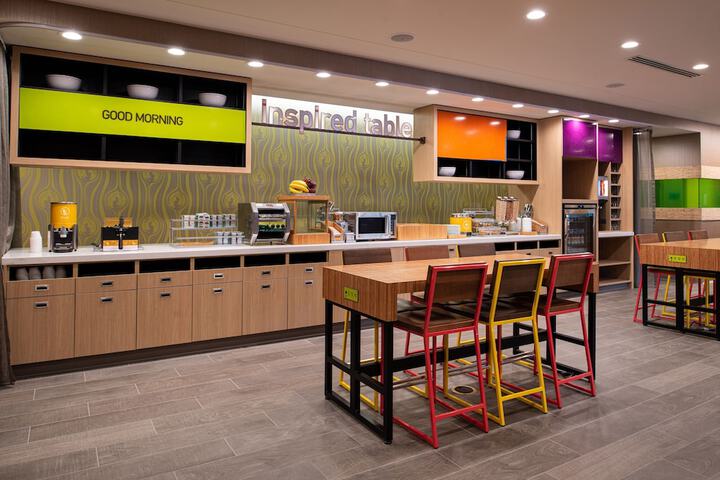 Breakfast area