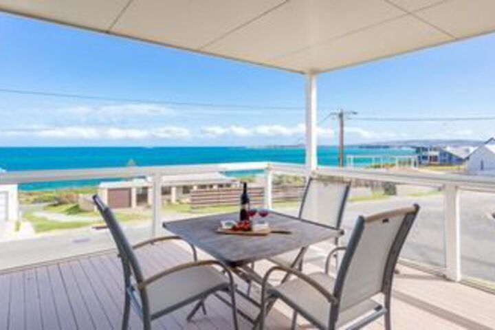 Terrace/Patio 28 of 29