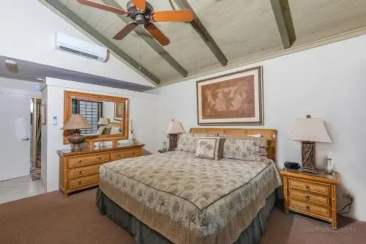 Room 5 of 25