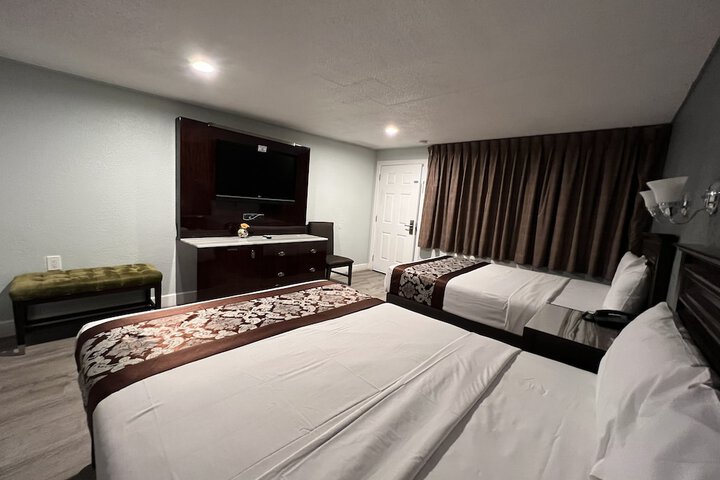 Room 7 of 22