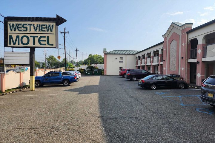 Hotel 17 of 18