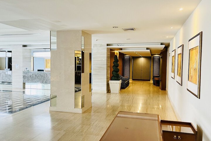 Hotel Interior 6 of 59
