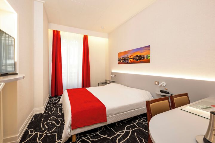 Room 39 of 70