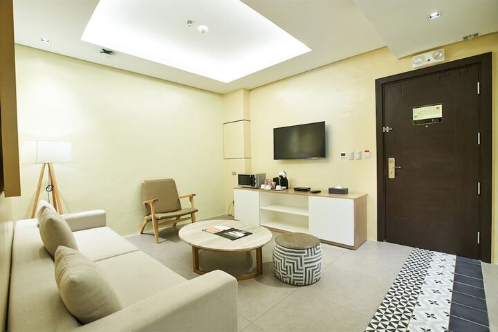 Room 65 of 156