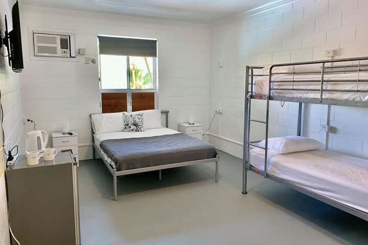 Room 7 of 40