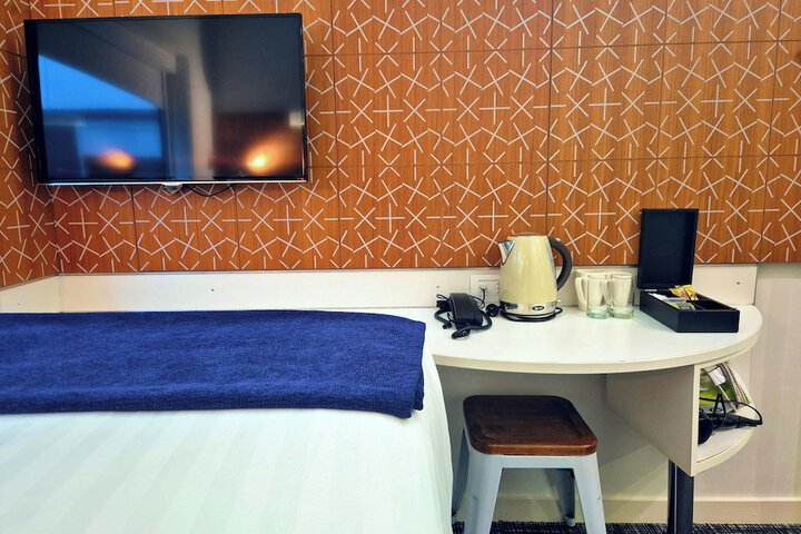 Room 11 of 92