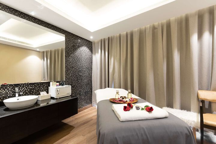 Spa 106 of 260