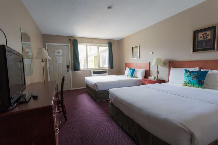 Room 7 of 33