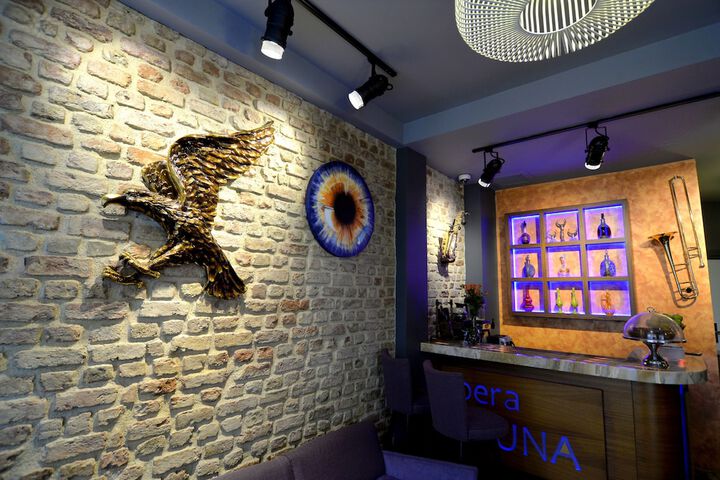 Guest Lobby
