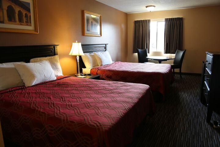 Room 18 of 34