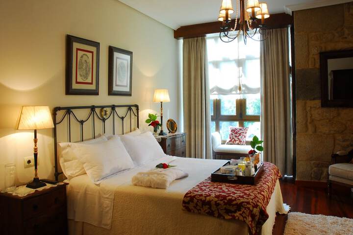 Room 4 of 41