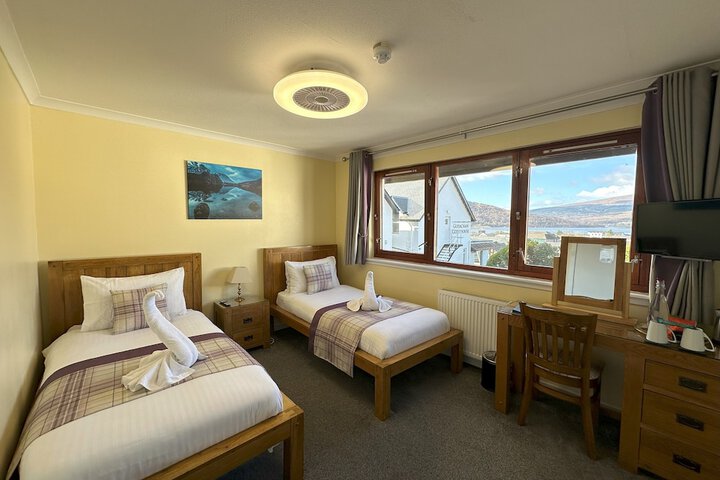 Room 30 of 61
