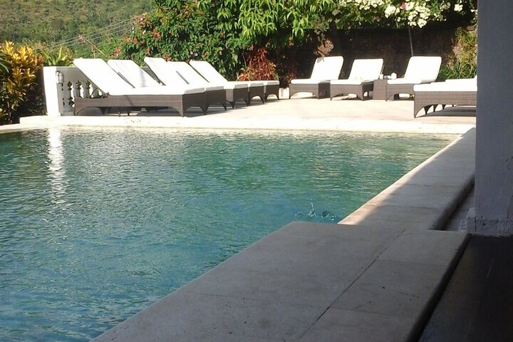 Pool 28 of 44