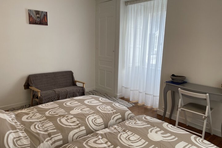 Room 6 of 7