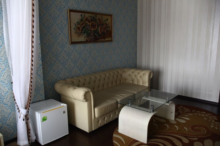 Room 33 of 67