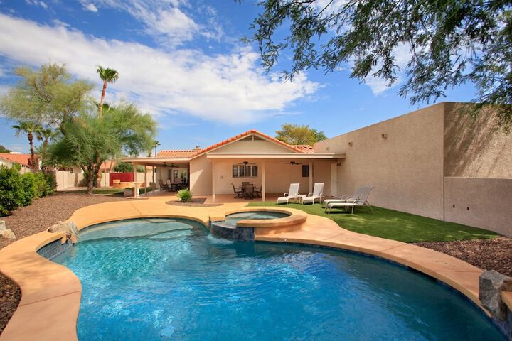 Pool 18 of 28