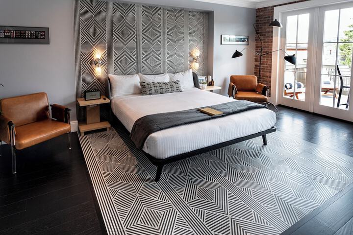 Room 8 of 29