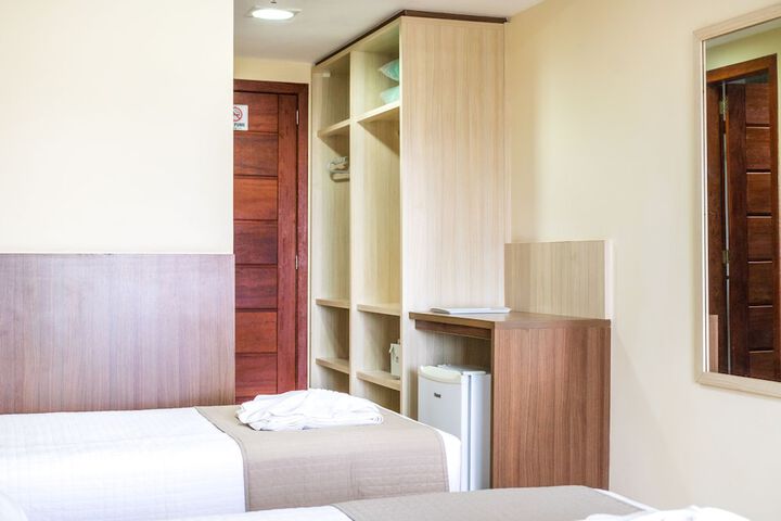 Room 19 of 39
