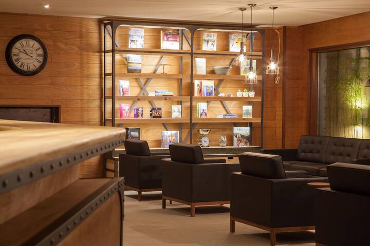 Hotel Interior 2 of 44