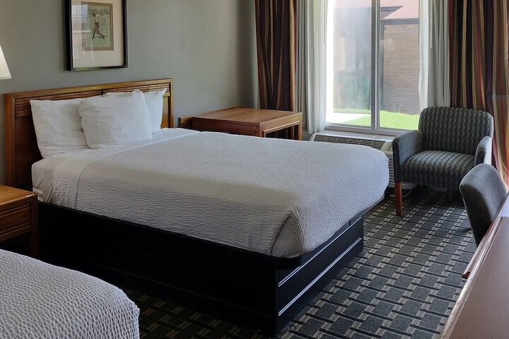 Room 118 of 190
