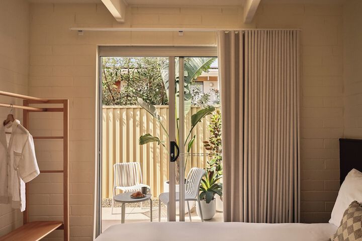 Room 25 of 70