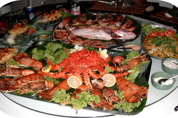 Dining 56 of 68