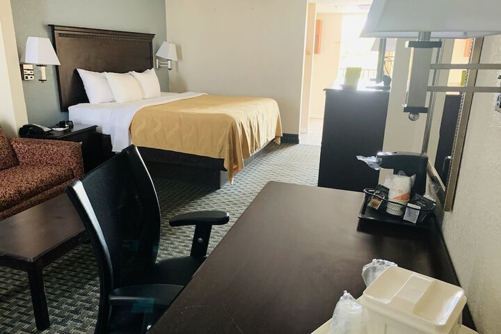 Room 5 of 20