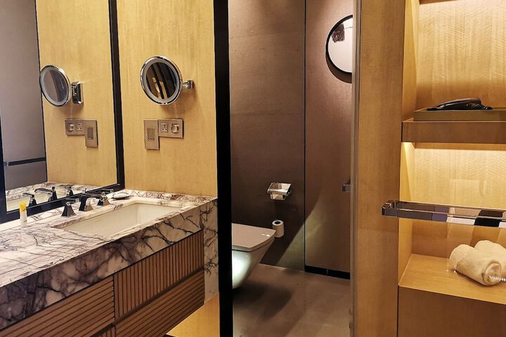 Clean Restrooms