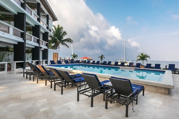 Hotel 54 of 64