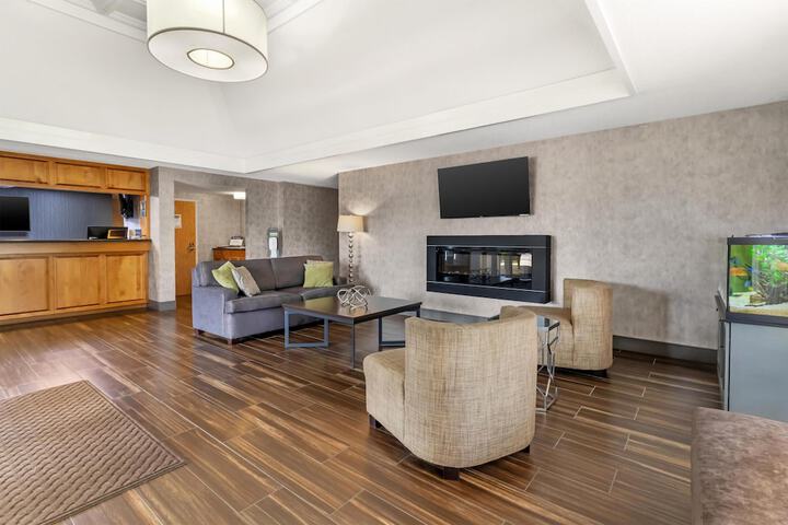 Lobby Entry