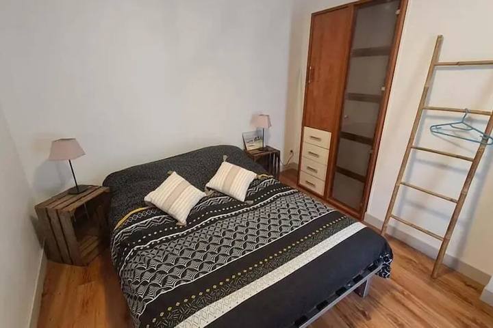 Room 6 of 21