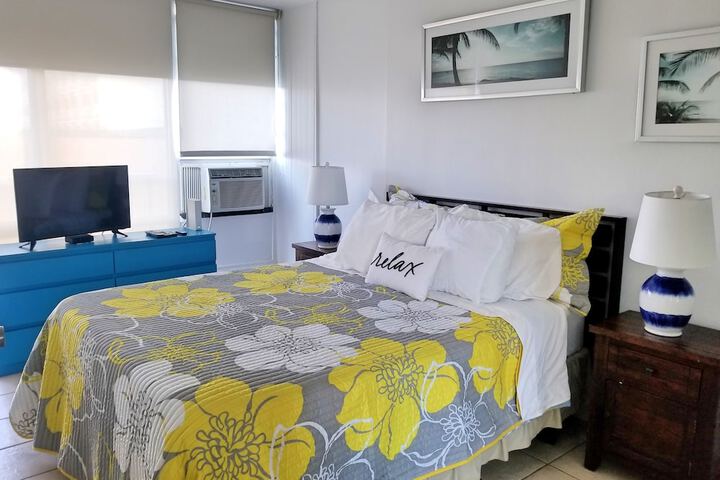 Room 2 of 20