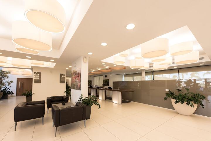 Guest Lobby