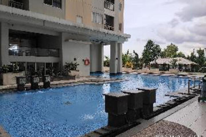 Pool 12 of 12