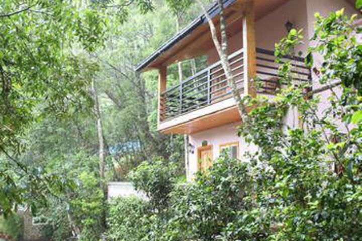 Taoyuan Mountain Village