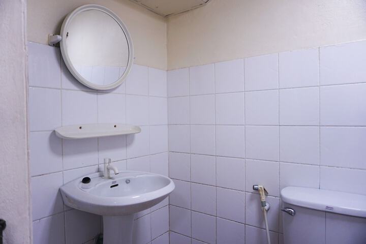 Room 3 of 25