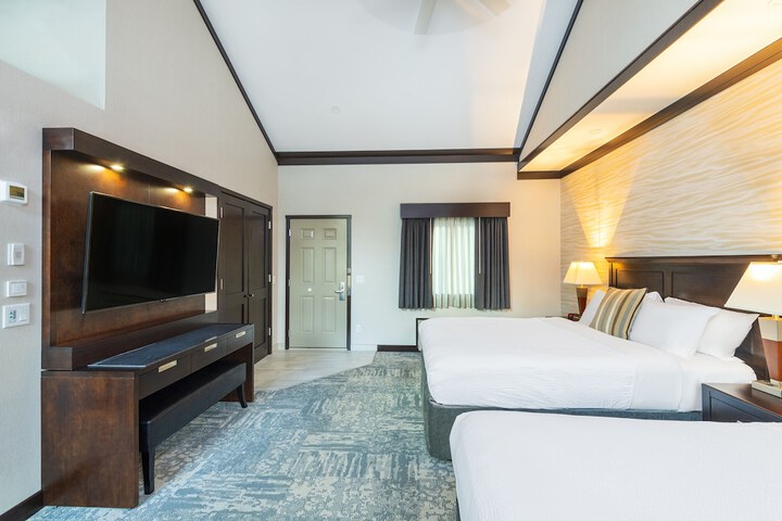 Room 32 of 86