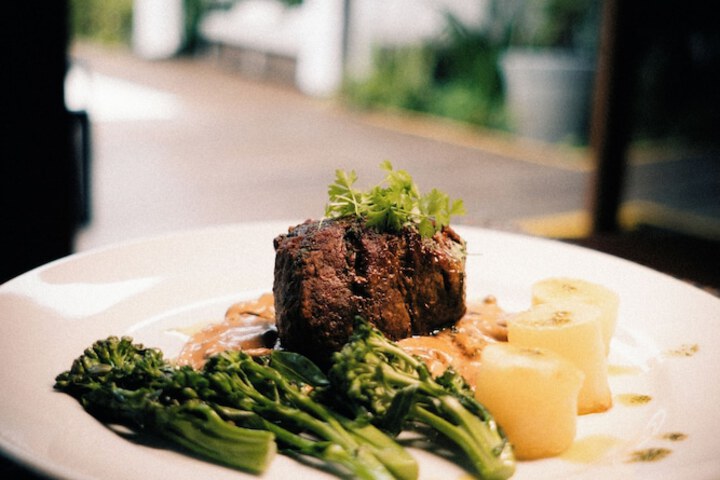 Dining 58 of 70