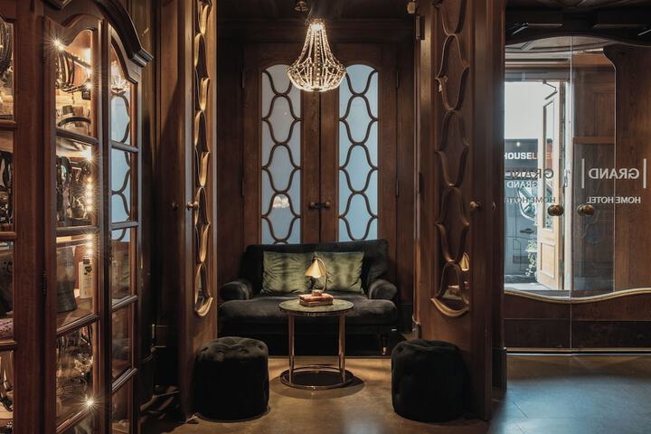Lobby Entry